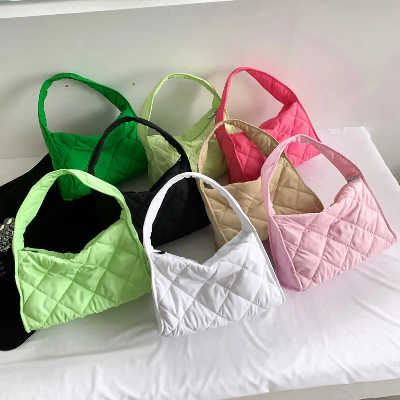 Large Capacity Diamond Underarm Puffer Bag-Showtown